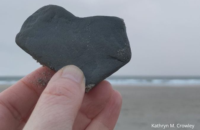 Heart-shaped stones and poetry from the&nbsp;sea